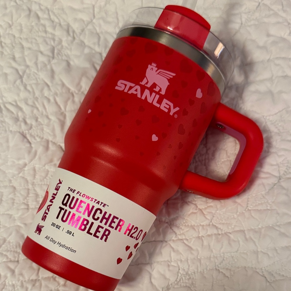 Stanley Red Heart Quencher Tumbler Valentine’s Day 2025 pink Target 20 oz Straw